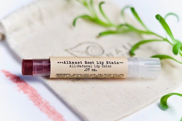 DIY Natural Tinted Lip Balm {With Easy Non-DIY Option} - A